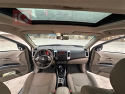 ميتسوبيشي اوتلاندر